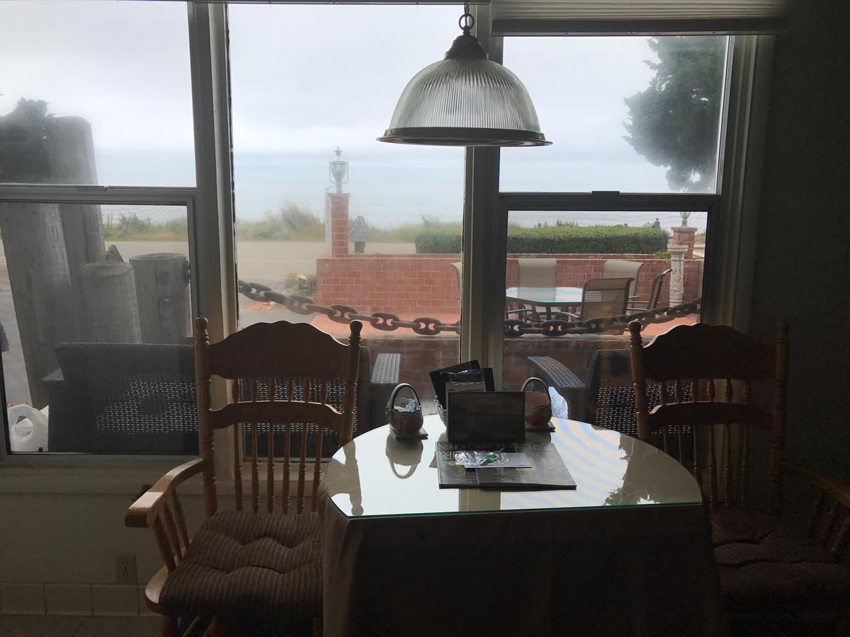 Captain'S Cove Inn Cambria Zewnętrze zdjęcie